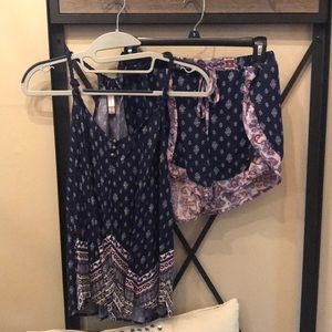 Xhilaration two-piece set (size small)
